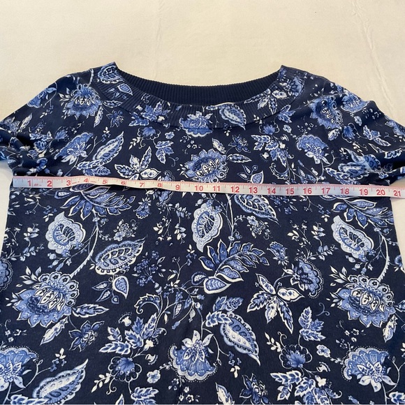Talbots Blue Floral Sweater - LP - Picture 5 of 7